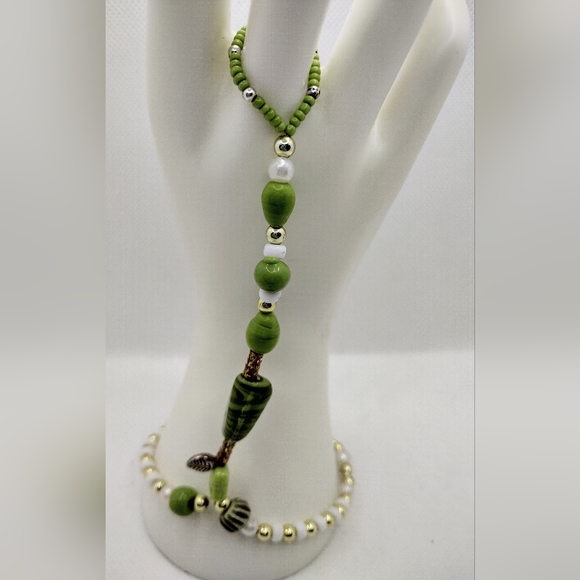 Fashion Beaded Bracelet with Ring Link Boho with Leaf Charm - Picture 6 of 8